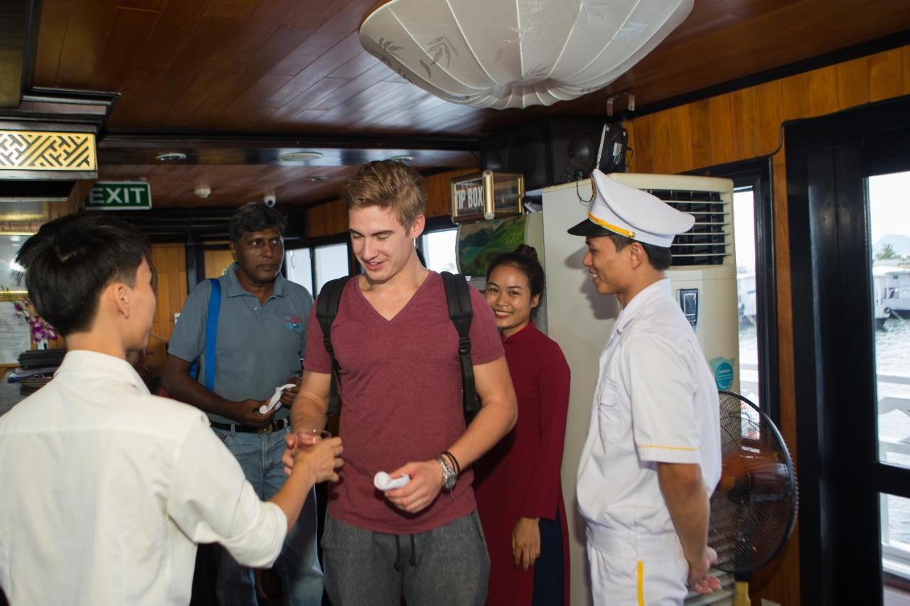 Syrena Cruises Otel Ha Long Dış mekan fotoğraf