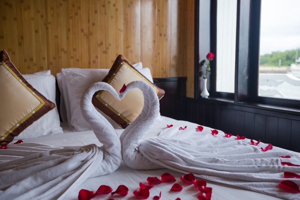 Syrena Cruises Otel Ha Long Dış mekan fotoğraf