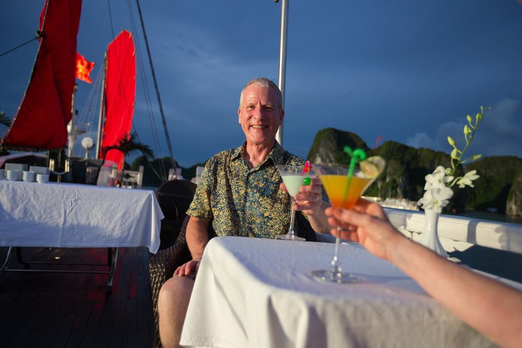 Syrena Cruises Otel Ha Long Dış mekan fotoğraf