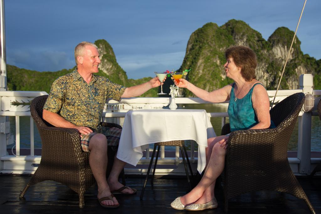 Syrena Cruises Otel Ha Long Dış mekan fotoğraf