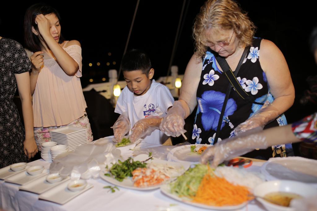 Syrena Cruises Otel Ha Long Dış mekan fotoğraf