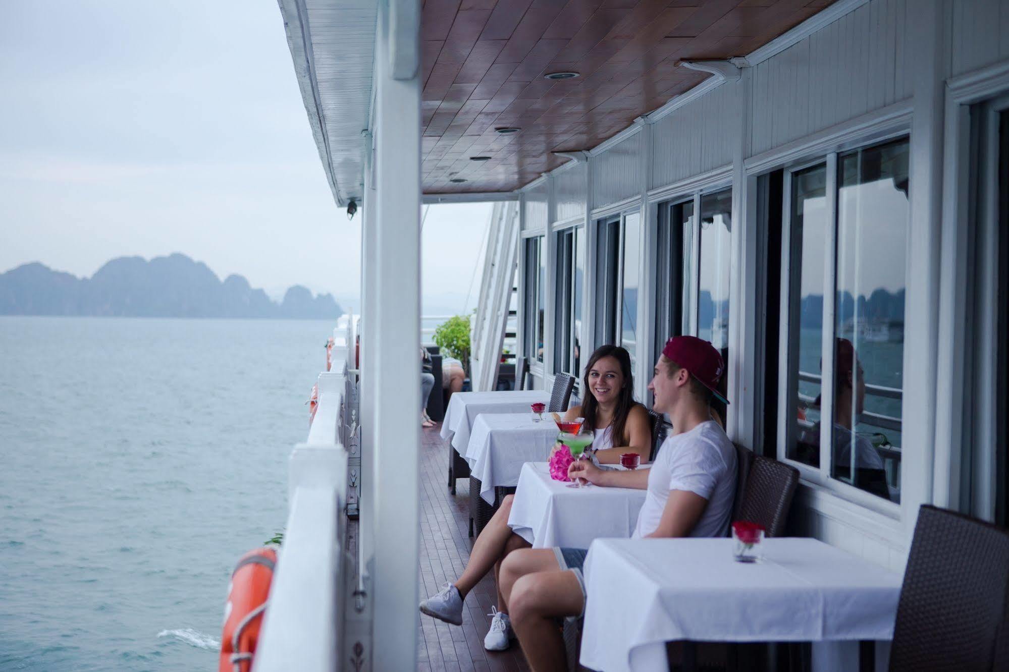 Syrena Cruises Otel Ha Long Dış mekan fotoğraf