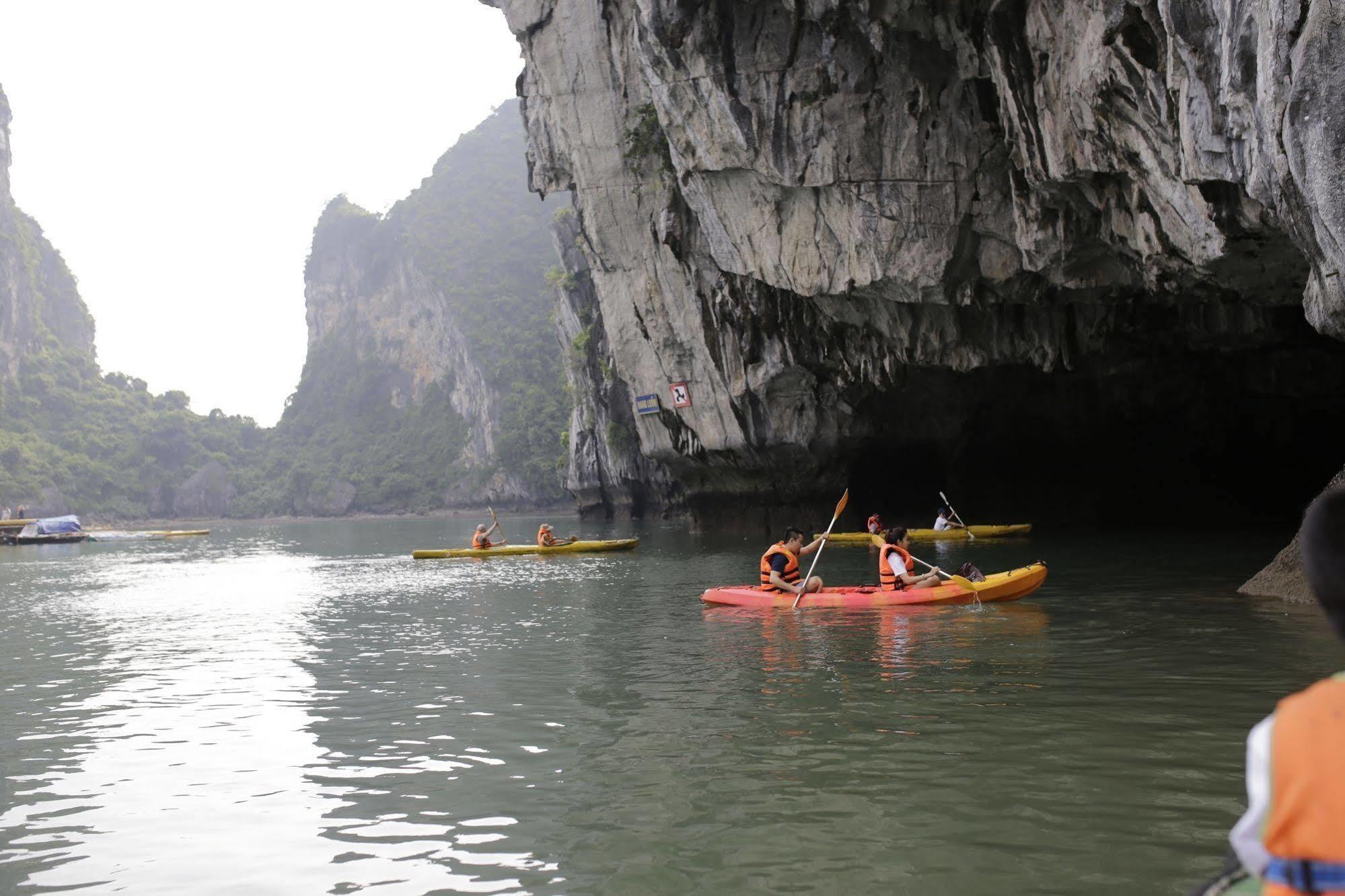 Syrena Cruises Otel Ha Long Dış mekan fotoğraf